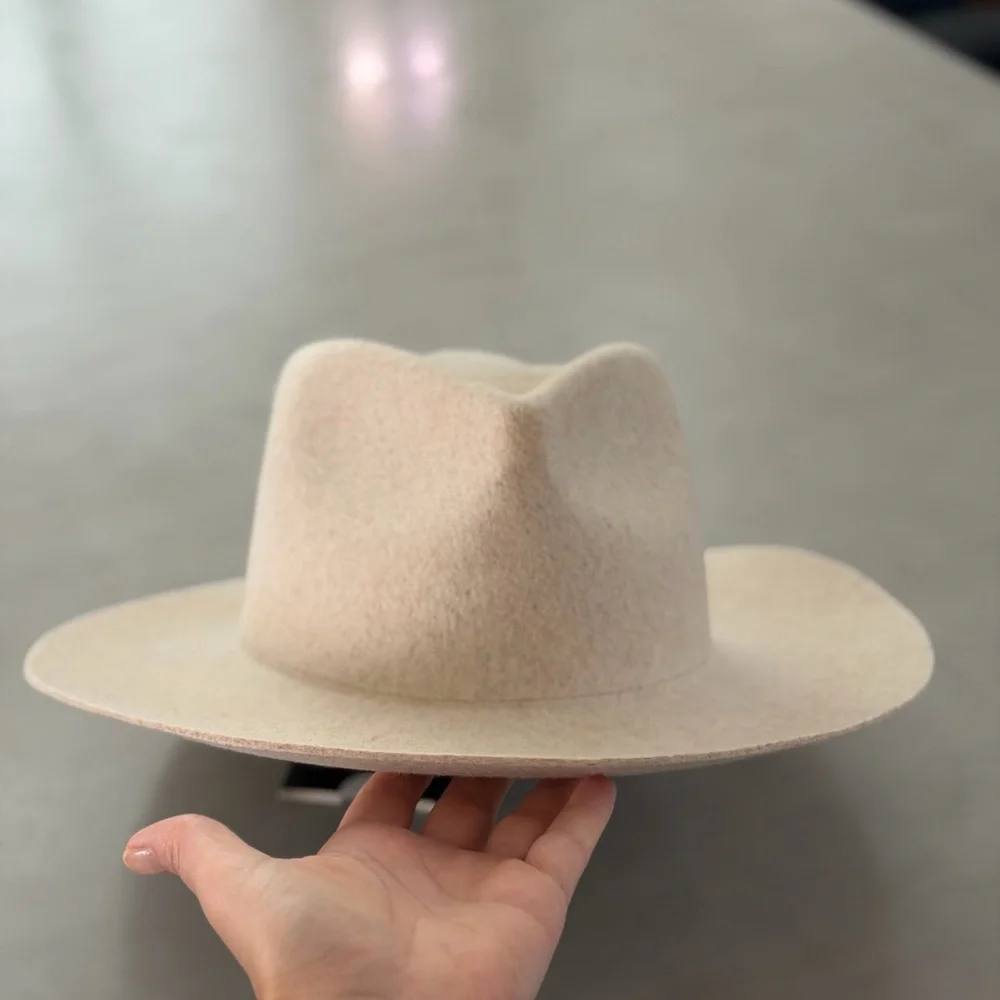 Brand New Gigi Pip Wide Brim Felt Fedora Hat - Neutral Beige